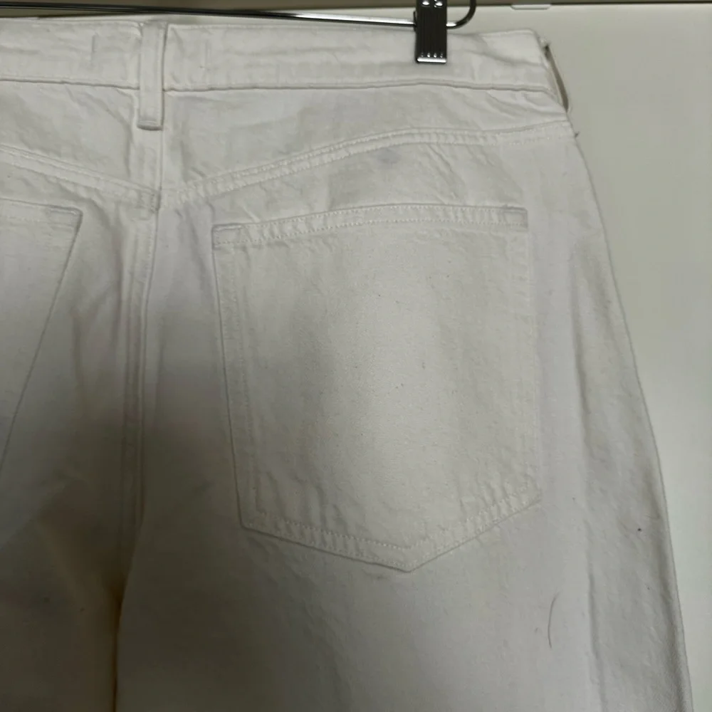 Abercrombie and Fitch High Rise Wide Leg Jean white size 32 long NWT - Picture 9 of 13